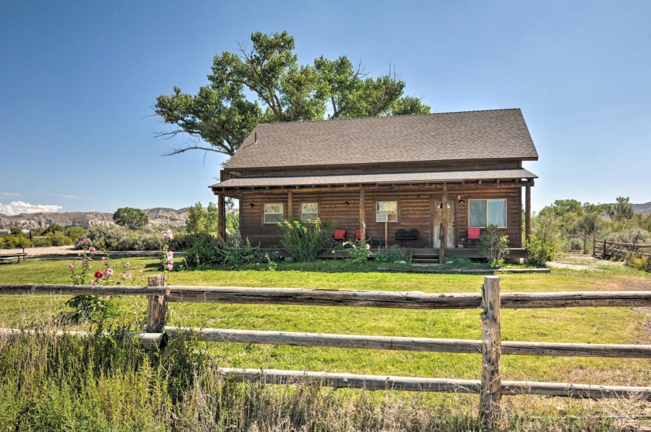 Cozy Henrieville Cabin 18 Mi To Bryce Canyon Np! Bagian luar foto