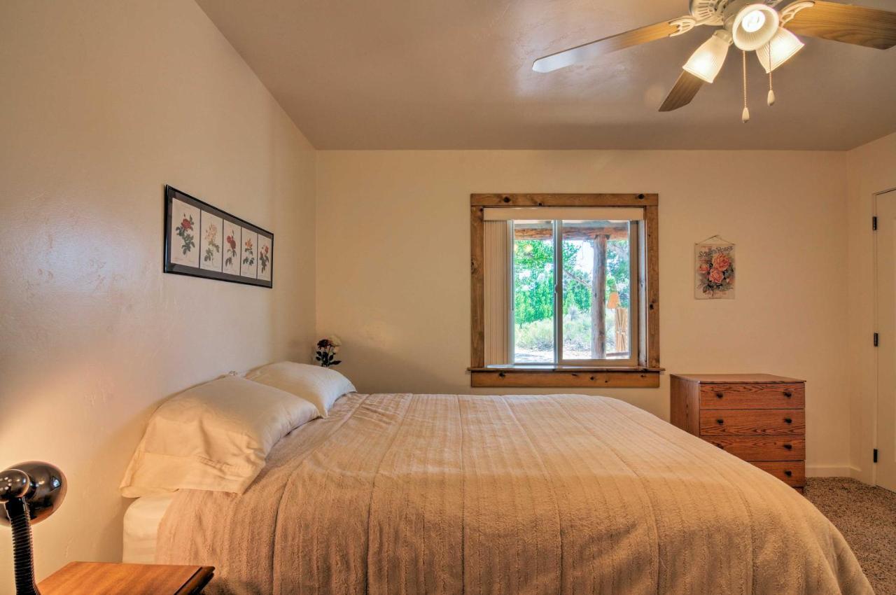 Cozy Henrieville Cabin 18 Mi To Bryce Canyon Np! Bagian luar foto